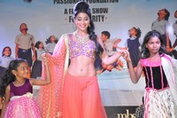 Shriya Saran Fashion Show Photos